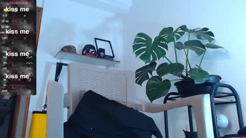 Enzo online show from February 25, 2025, 1:30 am