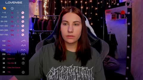 Snapshot of you_lika chatting on December 20, 2024, 3:03 am Lika online show from December 20, 2024, 3:03 am