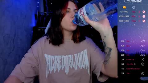 Snapshot of you_lika chatting on January 11, 2025, 5:10 am Lika online show from January 11, 2025, 5:10 am