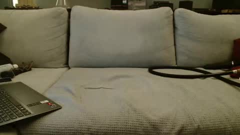 Snapshot of youboyvie chatting on October 30, 2025, 4:41 pm Rob online show from October 30, 2025, 4:41 pm