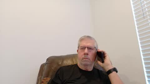 Snapshot of yougogirl_3 chatting on February 5, 2025, 2:59 pm Colorado Guy Straight online show from February 5, 2025, 2:59 pm