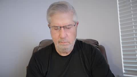 Snapshot of yougogirl_3 chatting on February 25, 2025, 1:50 pm Colorado Guy Straight online show from February 25, 2025, 1:50 pm