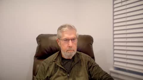 Snapshot of yougogirl_3 chatting on September 10, 2025, 12:16 pm Colorado Guy Straight online show from September 10, 2025, 12:16 pm