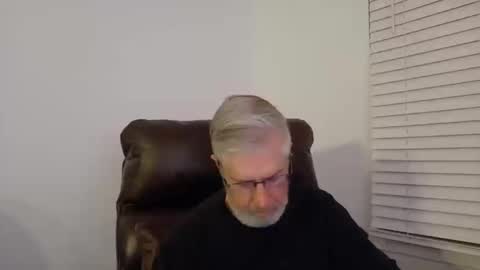 Snapshot of yougogirl_3 chatting on October 20, 2025, 11:43 am Colorado Guy Straight online show from October 20, 2025, 11:43 am