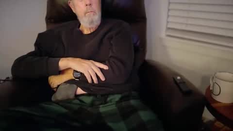 Snapshot of yougogirl_3 chatting on October 28, 2025, 6:50 am Colorado Guy Straight online show from October 28, 2025, 6:50 am