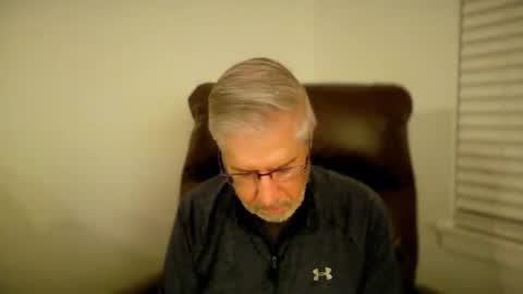 Snapshot of yougogirl_3 chatting on October 29, 2025, 11:56 am Colorado Guy Straight online show from October 29, 2025, 11:56 am