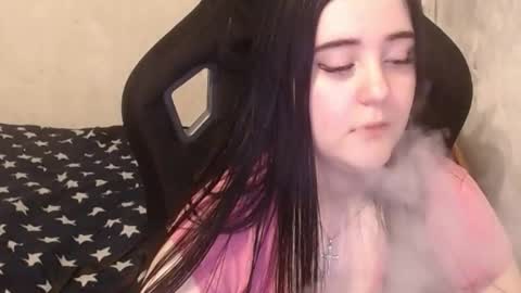 your_8a8y online show from December 4, 2024, 2:59 pm