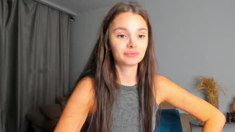 Camilla online show from July 4, 2026, 6:03 pm