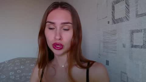 Amelia online show from May 2, 2026, 3:28 pm