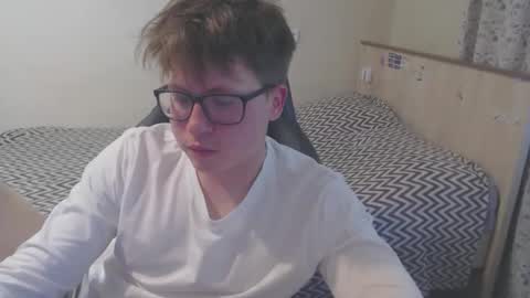 Max online show from May 28, 2026, 8:44 am