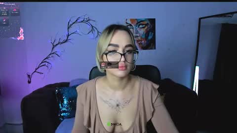 your bunny12 online show from November 11, 2025, 9:42 am