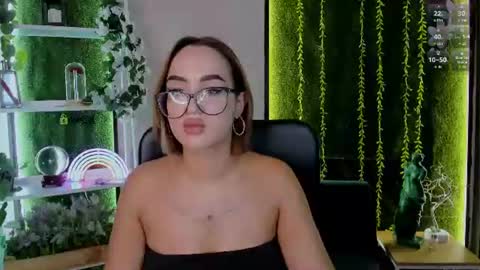 Snapshot of your_bunny12 chatting on July 17, 2026, 5:47 am your bunny12 online show from July 17, 2026, 5:47 am