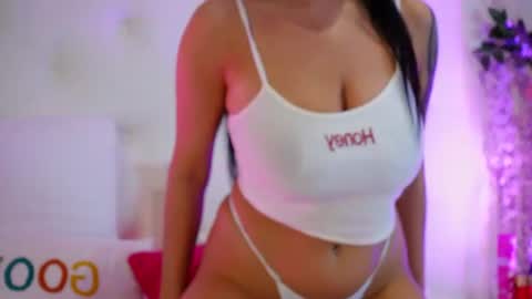 Snapshot of your_bustygirl chatting on June 15, 2026, 6:43 pm your_bustygirl online show from June 15, 2026, 6:43 pm
