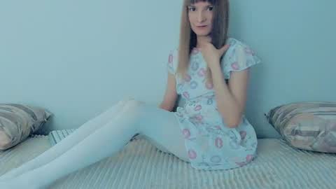 Lily online show from September 10, 2025, 11:21 am