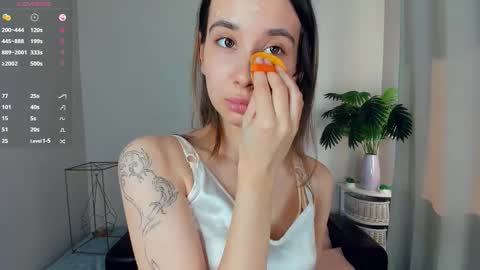 Lina online show from March 18, 2026, 12:41 pm