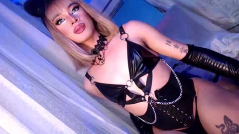 Snapshot of your_dimplecummer chatting on February 18, 2025, 8:03 pm CALL ME DIMPLE STAR xx online show from February 18, 2025, 8:03 pm