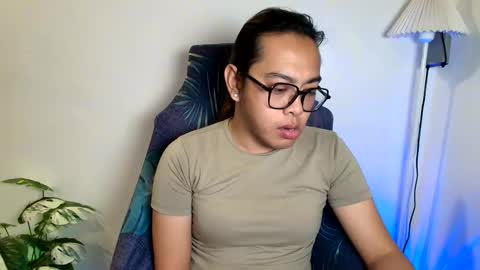 your_dreamgirlxxx69 online show from May 23, 2026, 6:34 pm