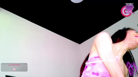 Snapshot of your_fantasy95 chatting on December 15, 2025, 12:09 pm Cvetelina online show from December 15, 2025, 12:09 pm