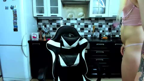 Snapshot of your_hotcutie chatting on November 11, 2025, 1:22 pm Jane online show from November 11, 2025, 1:22 pm