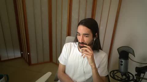 Snapshot of your_ice_cream chatting on March 31, 2026, 3:23 pm Siebel. online show from March 31, 2026, 3:23 pm