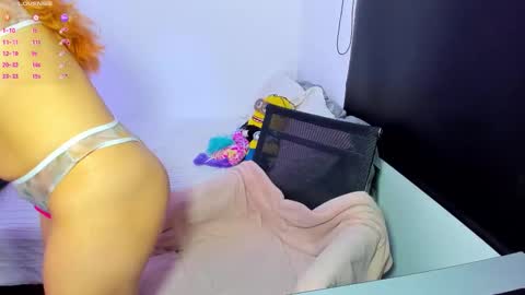 Snapshot of your_little_ chatting on November 4, 2025, 10:03 am your_little_ online show from November 4, 2025, 10:03 am