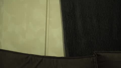 Meri  online show from December 20, 2025, 8:49 pm