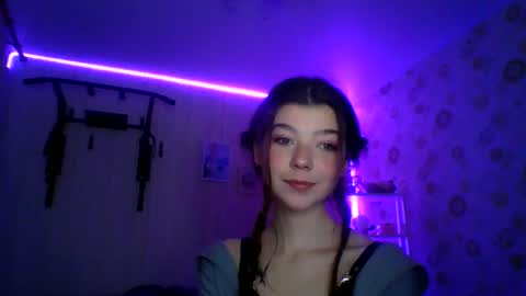 sophie online show from March 19, 2026, 10:14 pm