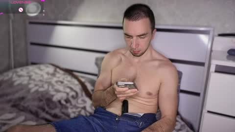 Your new boyfriend17 online show from May 1, 2026, 5:39 pm