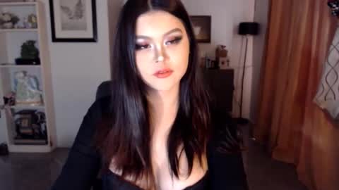 your_princessoflove online show from February 4, 2026, 6:30 am