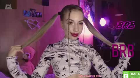 Snapshot of your_psychologist chatting on March 6, 2025, 3:46 am Alice online show from March 6, 2025, 3:46 am