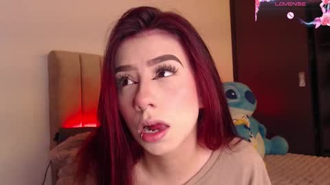 Snapshot of your_rosalie chatting on January 6, 2026, 4:27 am your_rosalie online show from January 6, 2026, 4:27 am