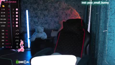 Molly online show from September 16, 2025, 2:34 am