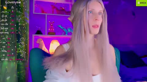 your_spring online show from November 9, 2025, 10:08 pm