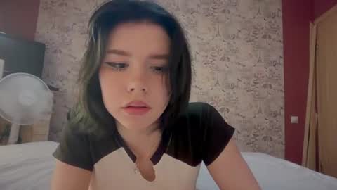 Snapshot of your_tender_doll chatting on July 15, 2026, 6:46 pm Alice online show from July 15, 2026, 6:46 pm