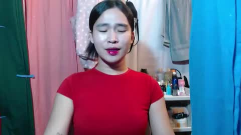 your_twinkletoes18 online show from October 25, 2025, 8:14 pm