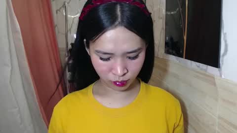 your_twinkletoes18 online show from February 15, 2026, 5:53 pm