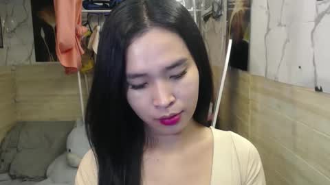 your_twinkletoes18 online show from April 1, 2026, 3:42 pm