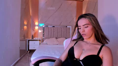 Salome online show from March 3, 2026, 6:58 pm