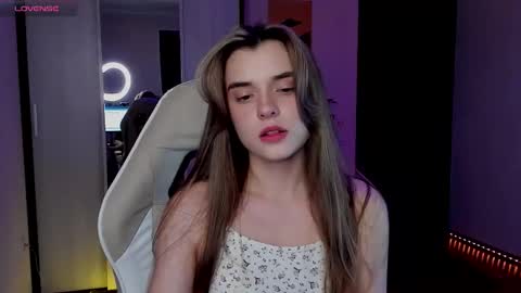 Anikka online show from September 26, 2025, 5:50 pm