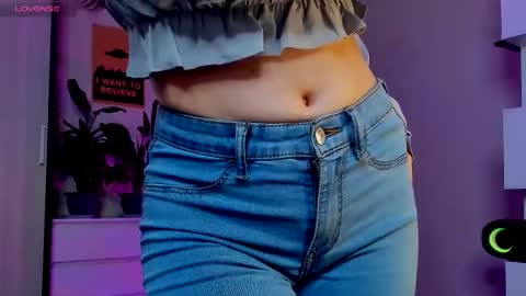 Anikka online show from October 8, 2025, 8:50 pm