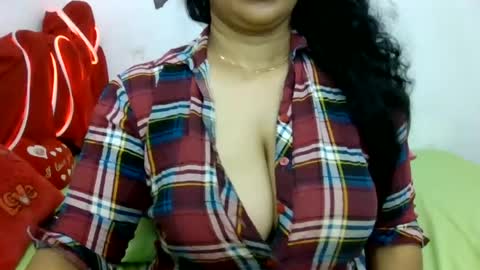 Snapshot of yourashawari chatting on June 16, 2026, 1:52 am yourashawari online show from June 16, 2026, 1:52 am