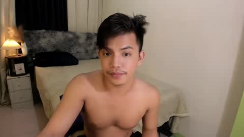 Snapshot of yourasian_bradley chatting on March 11, 2025, 5:24 pm yourasian_bradley online show from March 11, 2025, 5:24 pm