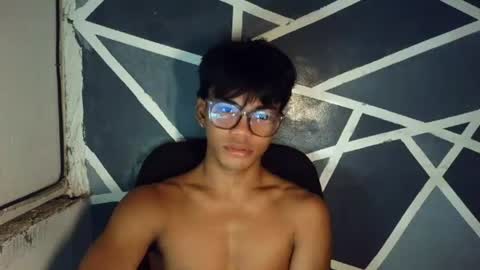 Snapshot of yourboycumrain chatting on July 9, 2026, 9:19 pm rainy online show from July 9, 2026, 9:19 pm