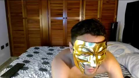 Snapshot of yourcouplehot chatting on November 22, 2025, 6:01 am yourcouplehot online show from November 22, 2025, 6:01 am