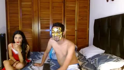 Snapshot of yourcouplehot chatting on December 17, 2025, 8:09 am yourcouplehot online show from December 17, 2025, 8:09 am