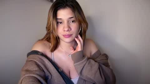 Snapshot of yourcutemolly__ chatting on June 5, 2026, 5:14 am yourcutemolly__ online show from June 5, 2026, 5:14 am