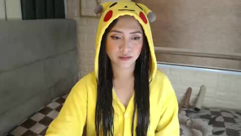 Snapshot of yourdevilsweettsx chatting on January 16, 2025, 6:03 am JEN online show from January 16, 2025, 6:03 am