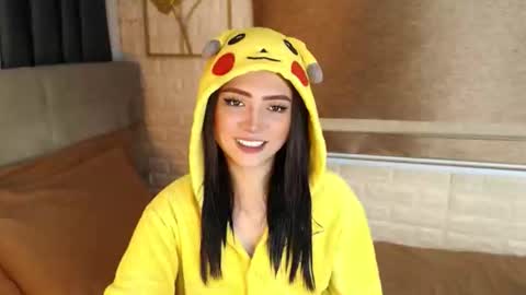 Snapshot of yourdevilsweettsx chatting on September 10, 2025, 9:20 am JEN online show from September 10, 2025, 9:20 am