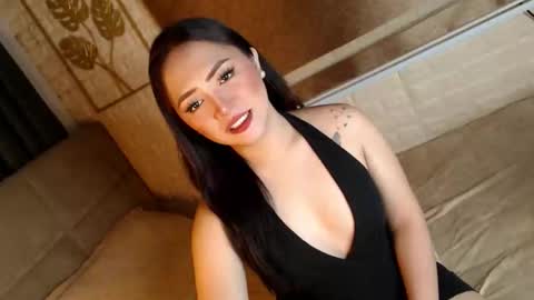 Snapshot of yourdevilsweettsx chatting on November 24, 2025, 9:42 am JEN online show from November 24, 2025, 9:42 am