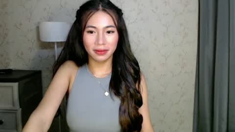 Snapshot of yourdreamgirlgwen chatting on June 23, 2026, 7:01 pm GWENI online show from June 23, 2026, 7:01 pm